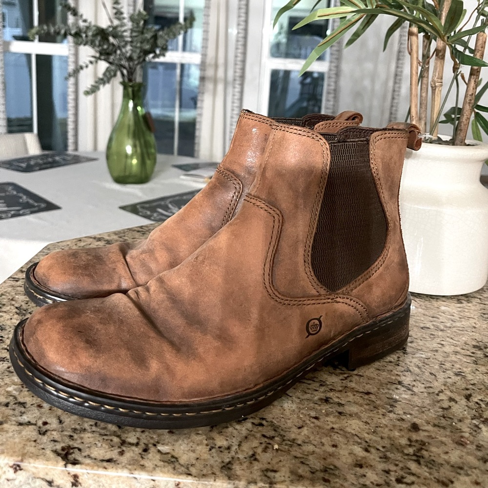 Born Mens Boots
